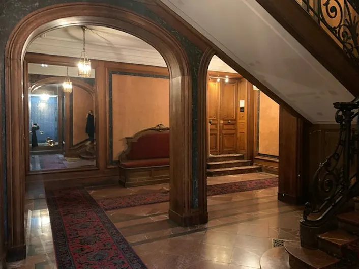 Showroom 75116 Paris - Image 1