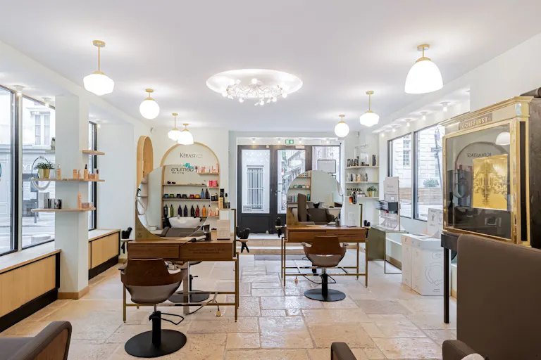 Charmante boutique � SAINT GERMAIN DES PR�S - Image 2
