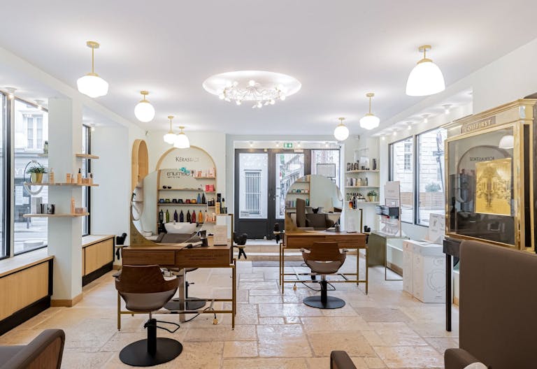 Charmante boutique � SAINT GERMAIN DES PR�S - Image 2