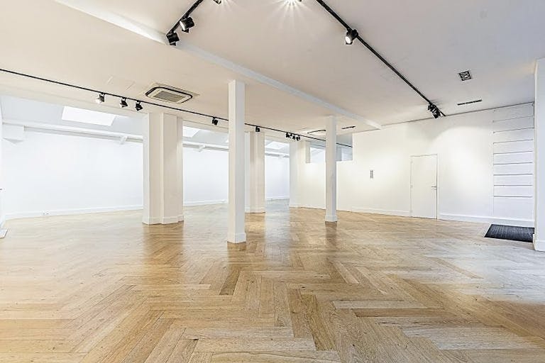 Rambuteau / Archives Gallery - Image 2