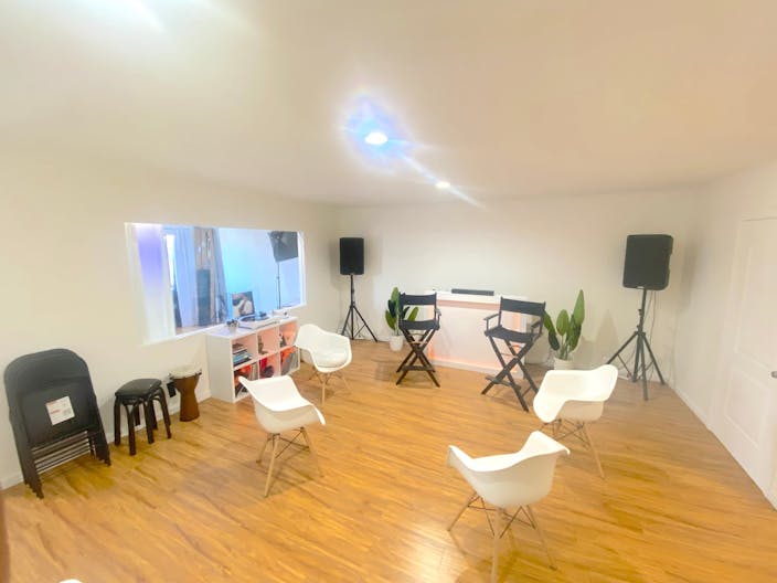 Basic Creative Space - Image 1