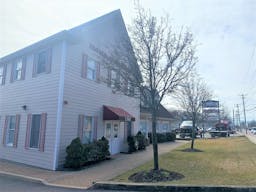 Montauk Offices - Image 1