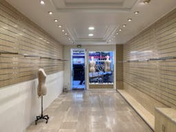 Local �pur� bois 35m2 - possibilit� de partager l'espace avec un autre locataire - Image 1