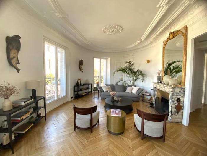 Magnificent apartment with exceptional view of Notre Dame - Image 0