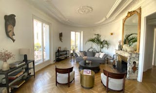 Magnificent apartment with exceptional view of Notre Dame - Image 0