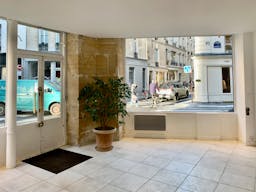 Beautiful space-Show room corner spot close from" le marché des enfants rouges" Haut Marais - Image 3