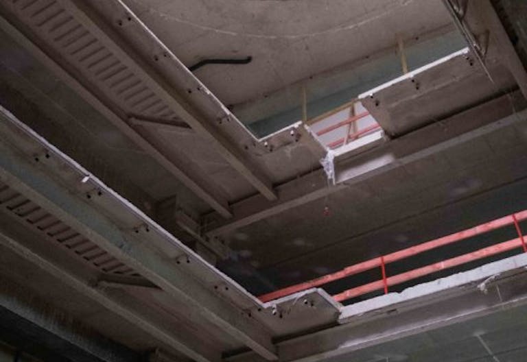 Industrial Space in the heart of Paris - Image 2