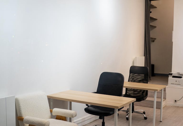 Adresse d’Exception : Espace Polyvalent au Pied de la Tour Eiffel (Pop UP, Bureaux, Séminaire, Galeries D'art) - Image 0