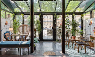 Espace atypique 180m² avec terrasse — Bar Marais / République — Showroom, shooting, pop-up restaurant, défilé - Image 3