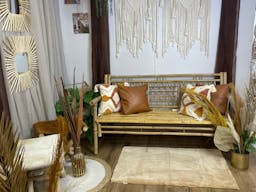 Colorful Content Creation Photo Studio - Image 1