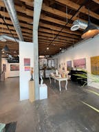 Spacious Industrial, vintage mid town gallery and studio with great natural lighting. - Image 4