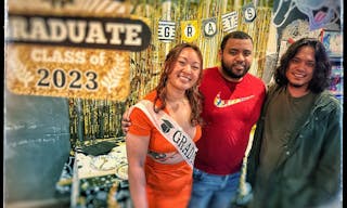 Bar & Lounge with an Industrial Atmosphere - Image 14