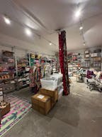 Large Retail Storefront/Commercial Event Space with Back Office Located in the Heart of Melrose and Fairfax Shopping District - Image 11