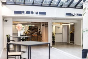 Superb Creative Space in Le Marais - Image 11