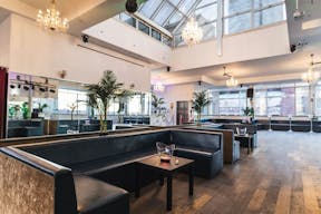 Breathtaking Hudson River Views - Sophisticated and Elegant Venue in Hell's Kitchen - Image 9