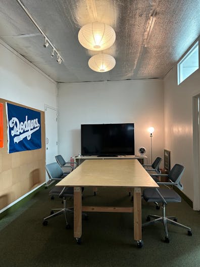 Conference Room for 6-8! - Image 2