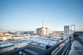 DTLA 12,000sf Rooftop with Gorgeous Skyline Views - Image 8