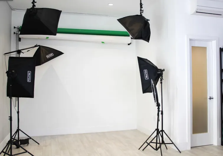 Trademark Beauty Studio - Image 0