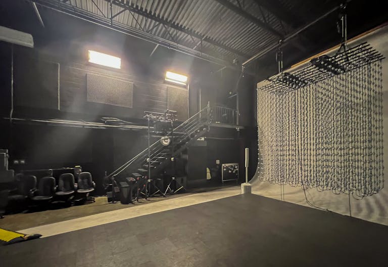 Vibrant space - Image 3