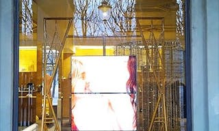 Stunning Shop of 204m2 - Jardins du Palais Royal Paris - Image 3