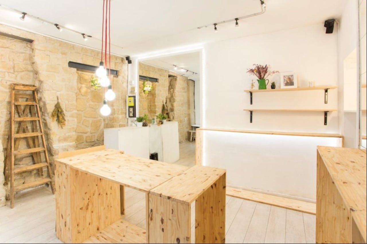 Cozy venue to share in Montmartre - Image 0