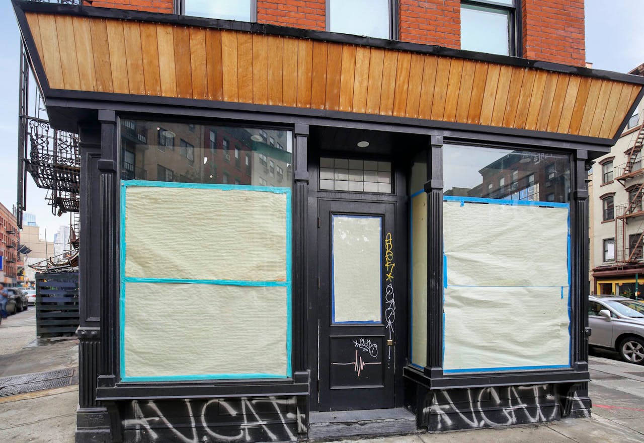 Corner Retail Space in LES - Image 0