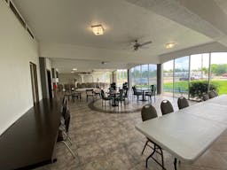 Multiple spaces for rent in the hip Houston Heights area - Image 6