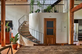 Mediterranean House with Rooftop Patio - Image 3