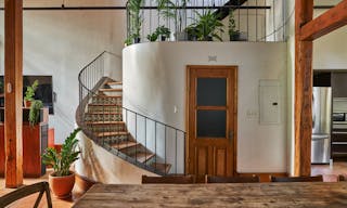 Mediterranean House with Rooftop Patio - Image 3