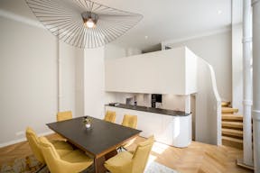 Charming showroom in le Marais - Image 5