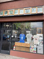 Los Feliz East Hollywood Retail storefront for pop-up shops - busy street open late if necessary - Image 1