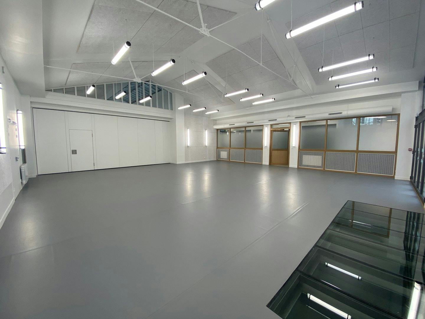 Modular Creative Space in Paris 9th Arrondissement