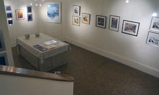 Sophisticated Gallery near Le Bon March� - Image 10