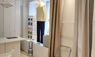 Boutique white box dans le coeur du Marais - Image 3