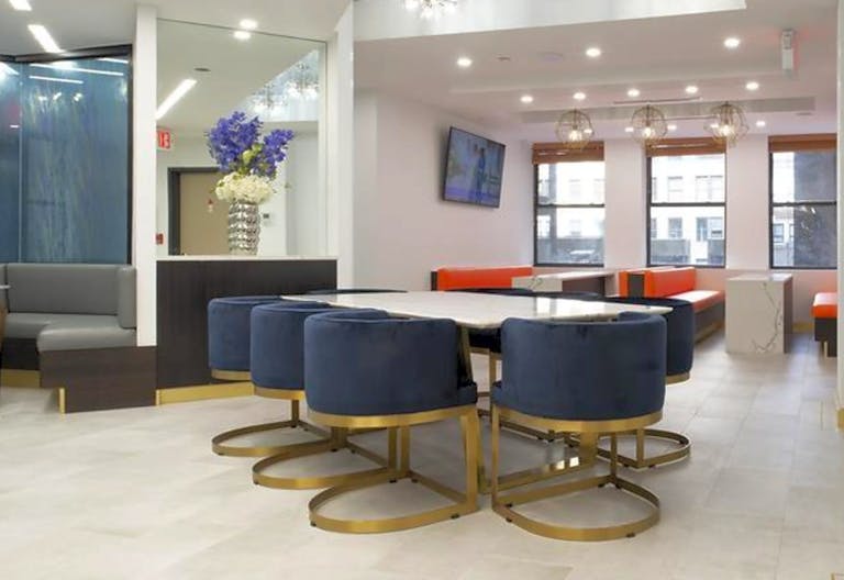 Fifth Ave - Conference Room - Image 0