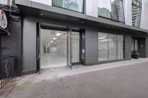 Storefront Whitebox Event Venue Photo Video Studio Art Gallery - Image 0