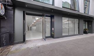 Storefront Whitebox Event Venue Photo Video Studio Art Gallery - Image 0