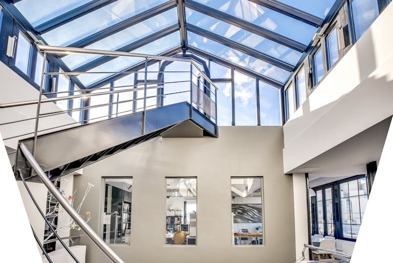 Showroom/ Rooftop - Une adresse confidentielle  Design, Chic au c?ur d'un quartier anim� - Image 0