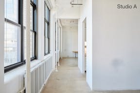 7500 sqft Bright West Soho Studios - Image 40