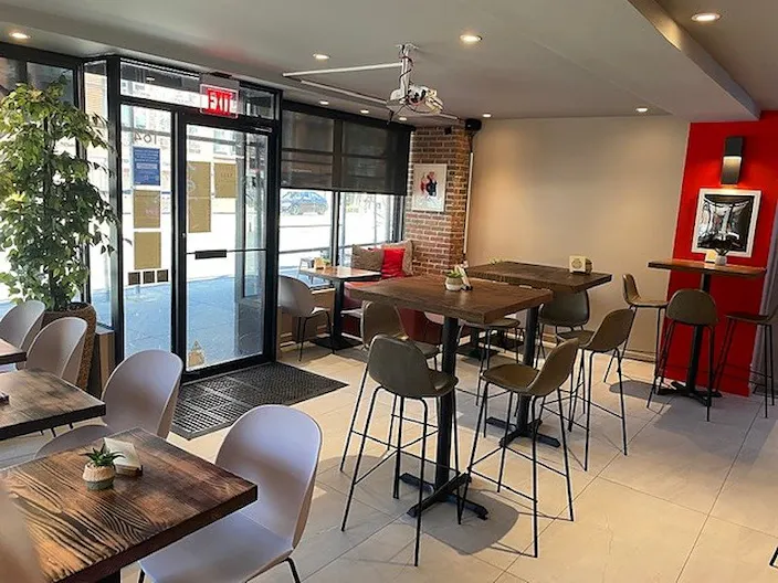 Chelsea Bar event space - Image 2