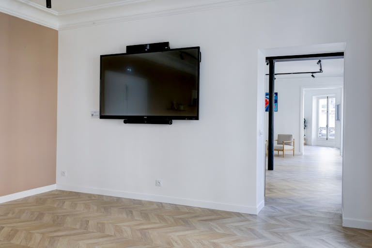 Haussmannian Event Apartment: Corporate Seminars, Conferences, Showrooms... - Image 3