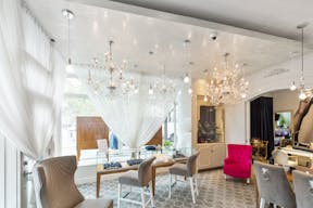 Lovely Greenwich Village Boutique - Image 1