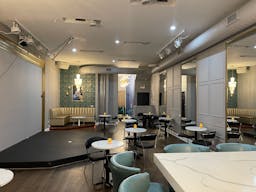 Bar and Lounge - Image 0