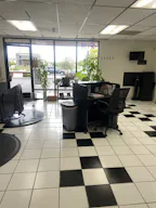 Salon Booth Rental - Image 7