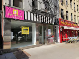Prime location - Upper East St. Pop Up store Location ! - Image 12