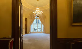 Hotel particulier - Image 11