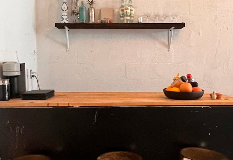 Creative Art and Design Studio Space for Events, Meetings, Art Workshops, Etc - between Wynwood, Design District and Midtown. - Image 4