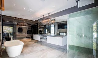 Amazing villa: this venue makes for the perfect getaway - Image 10