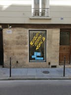 Creative Le Marais Retail Space - Image 22