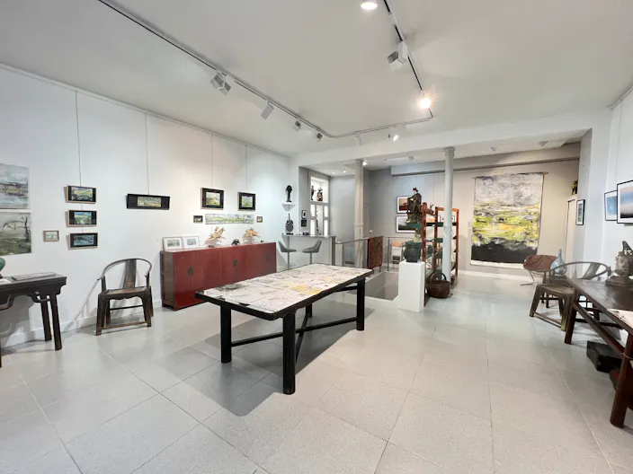 ESPACE DOUBLE NIVEAU – MARAIS – 140 M² – VITRINE SUR RUE – IDEAL FASHION WEEK & ÉVÉNEMENTS - Image 4
